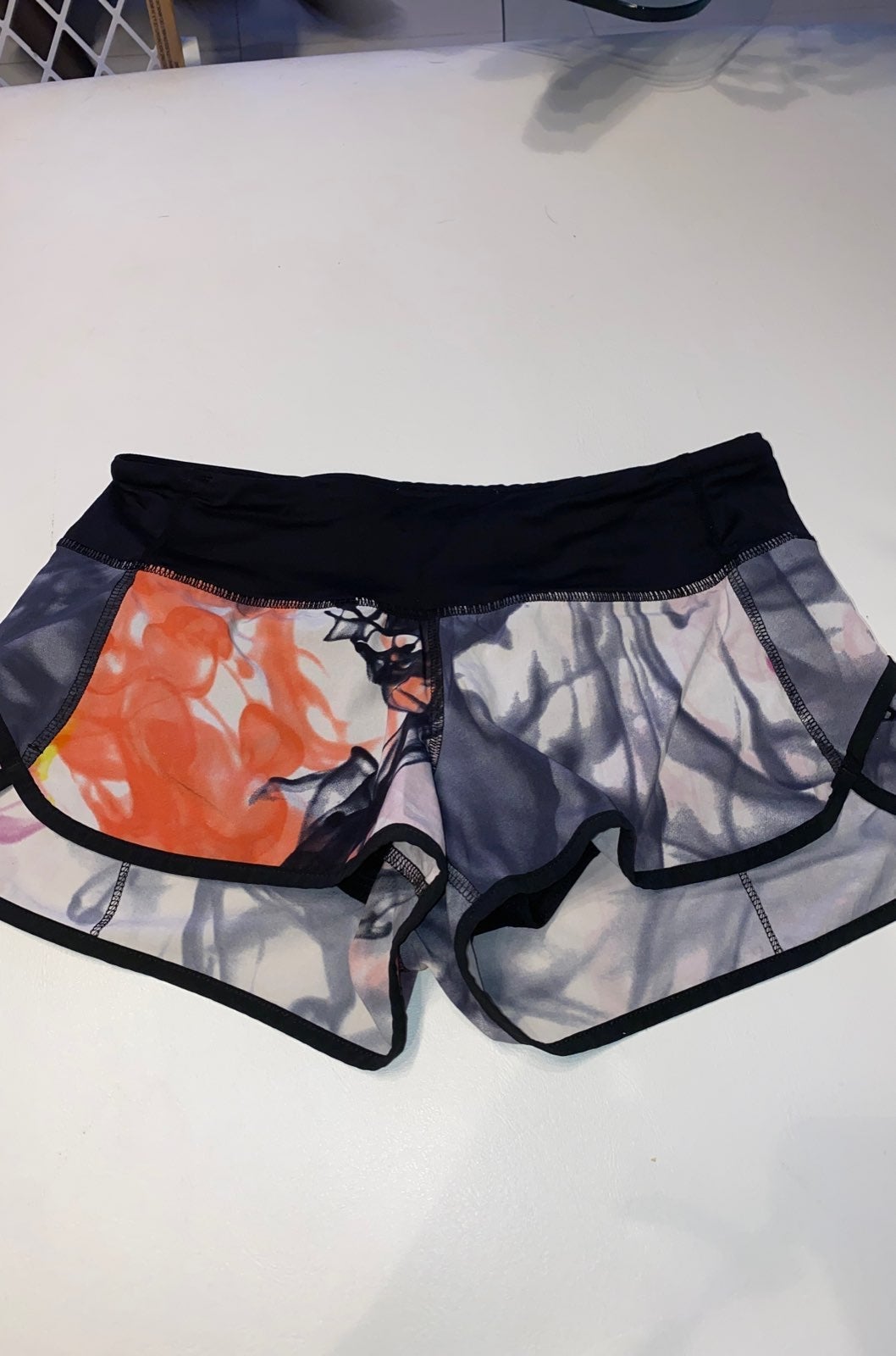 Lululemon Watercolor Speed Shorts Size 4