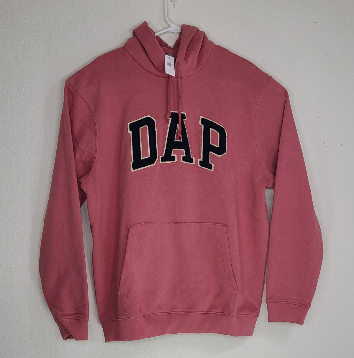 GAP x Dapper Dan 'DAP' Embroidered Hoodie Sweatshirt Rose Pink Size L NEW