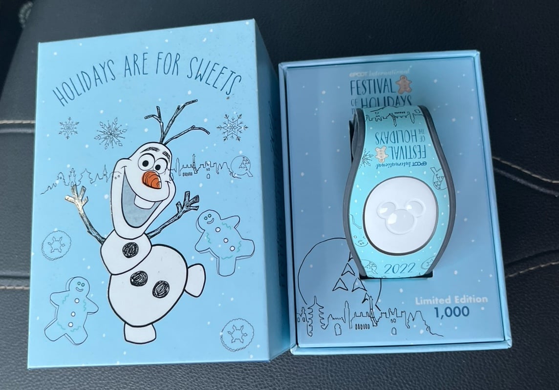 Disney EPCOT 2022 Festival of the Holidays Magic Band 2.0 UNLINKED