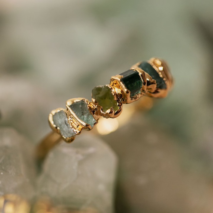 ombre ring, green stacking ring, unique gemstone ring, raw peridot jewelry, mult