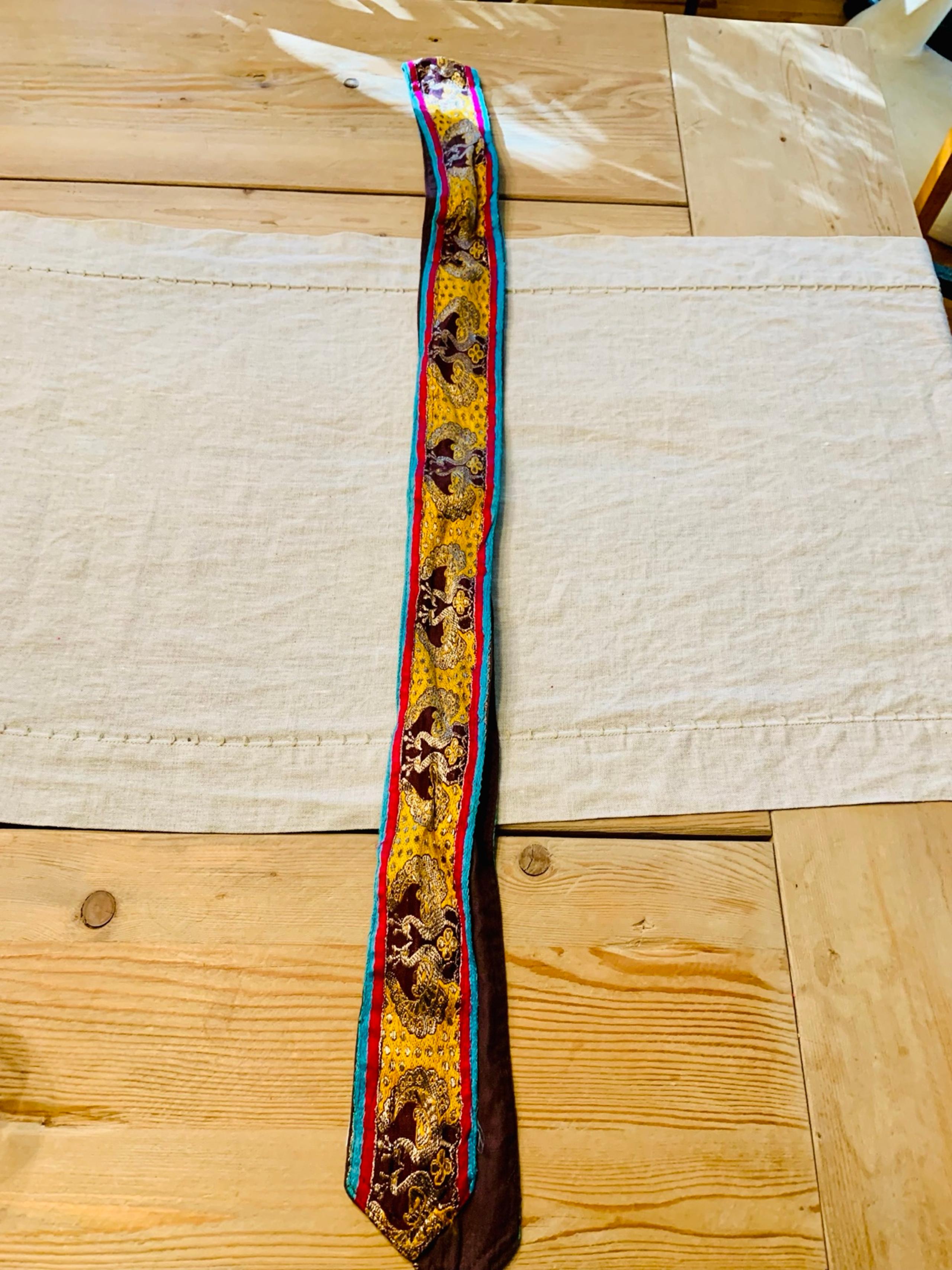 Decorative belt or hair accessory