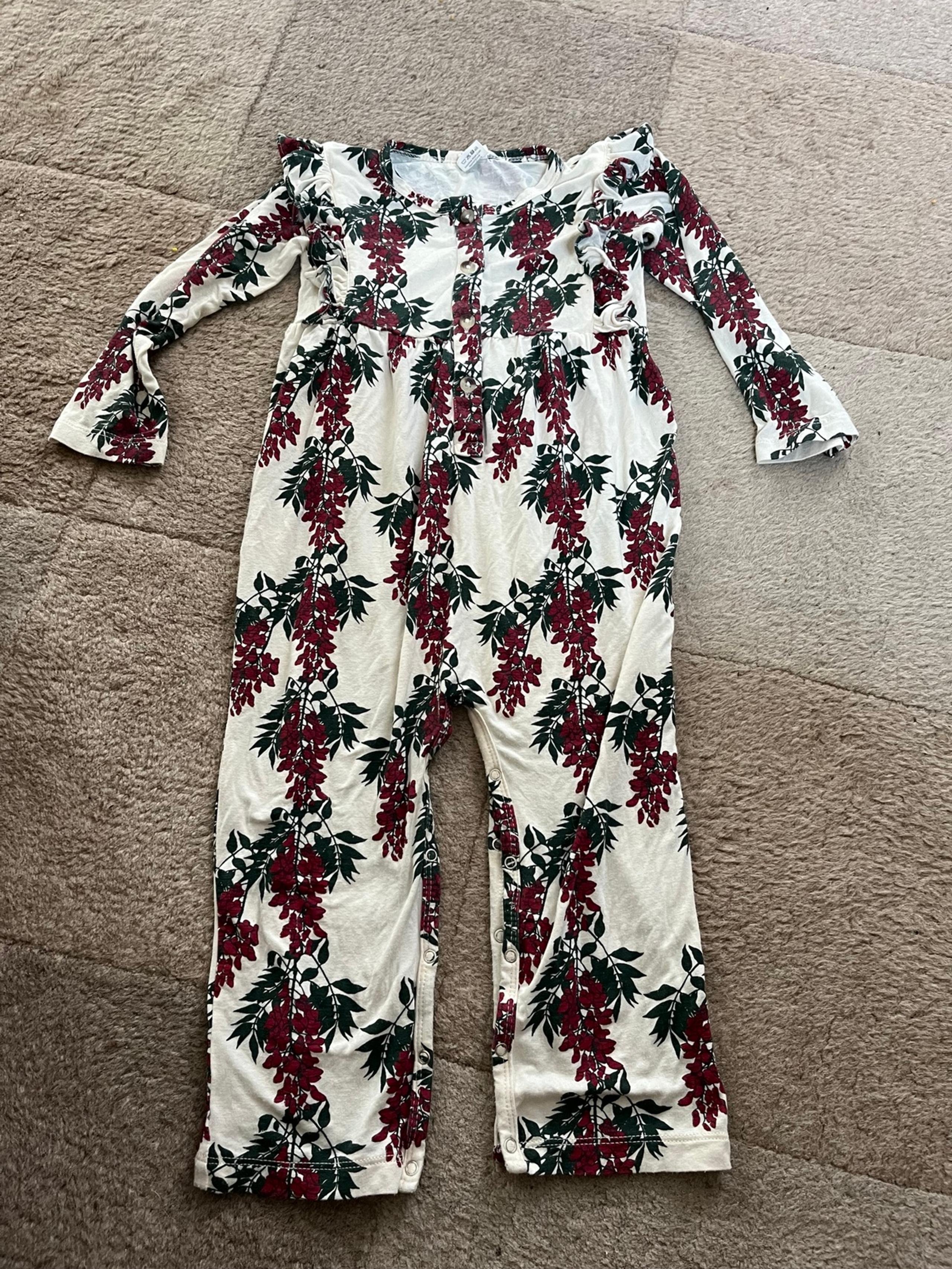 Kate Quinn Jumper