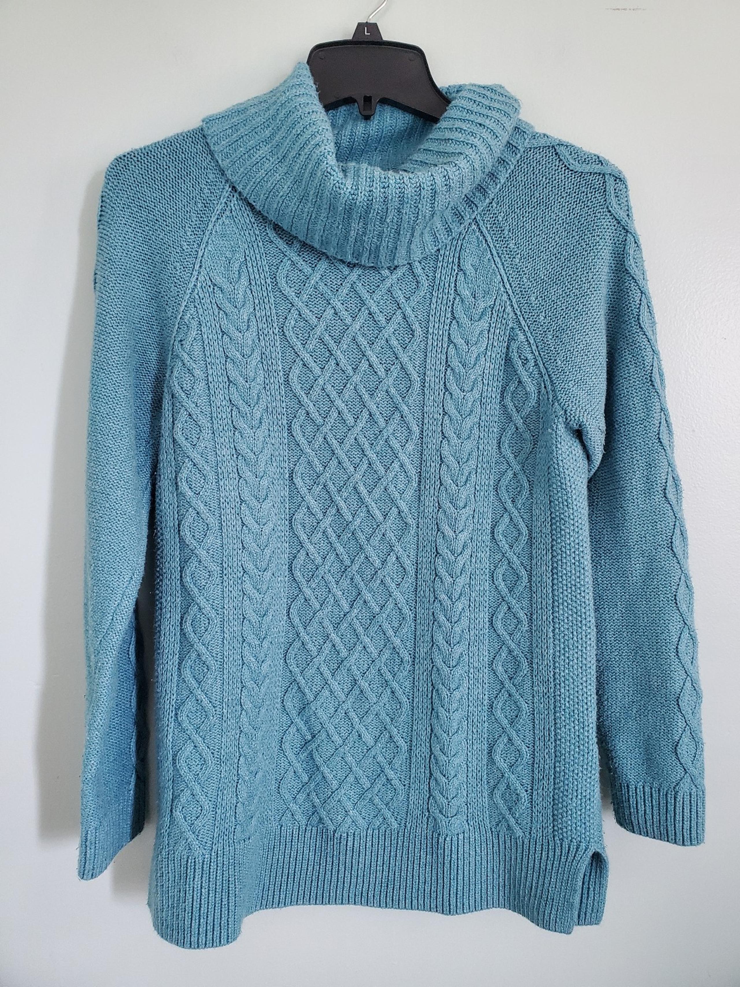 Women's Top Size Medium