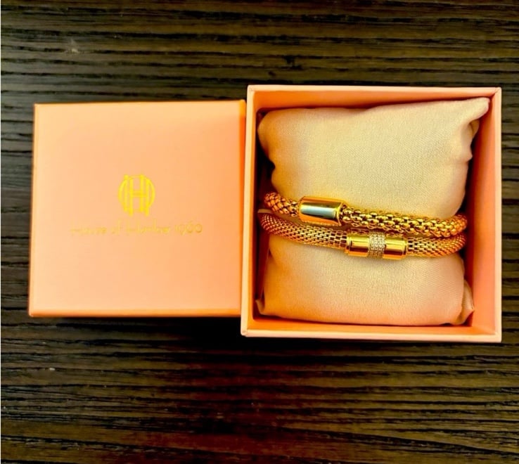 NEW House of Harlow 1960 gold bracelet set