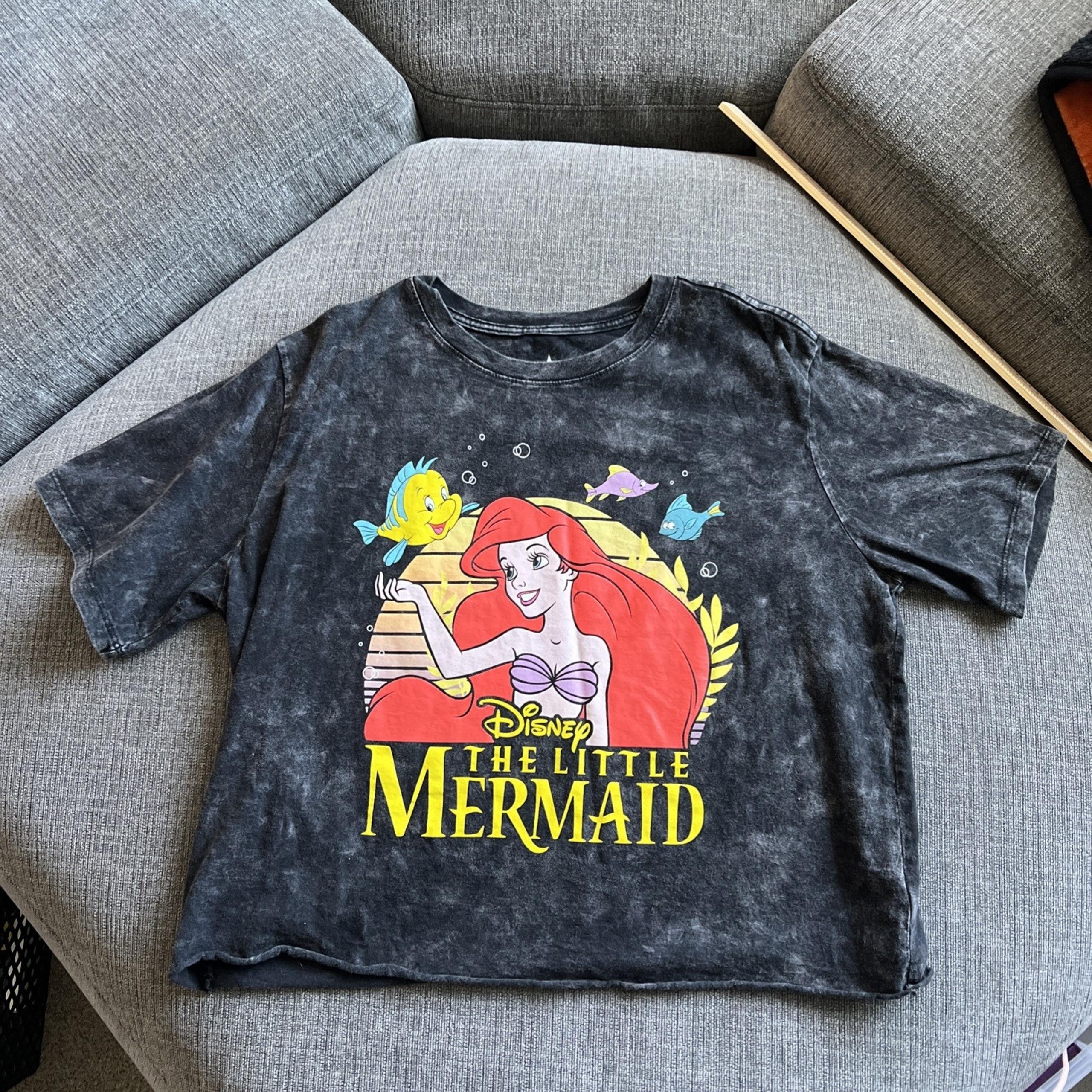 Little Mermaid Crop Top Juniors Size XL Women’s- Juniors-teens Disney Clothing