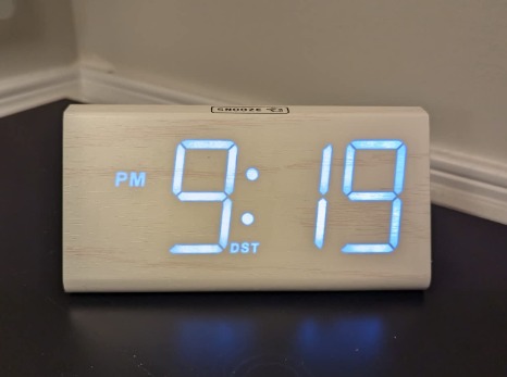 New Wooden Digital Alarm Clocks for Bedrooms - Electric Desk Clock.