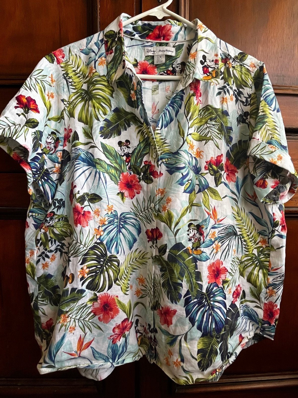 Mickey and Minnie Mouse Disney Tommy Bahama jungle jubilee ton up linen shirt