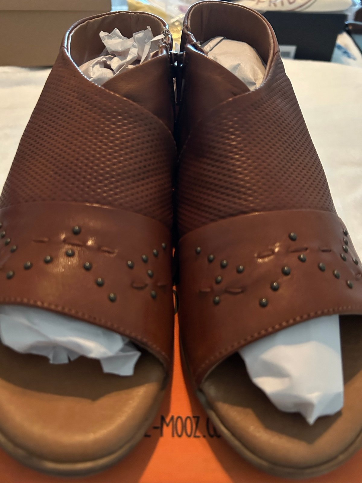 miz mooz sandals
