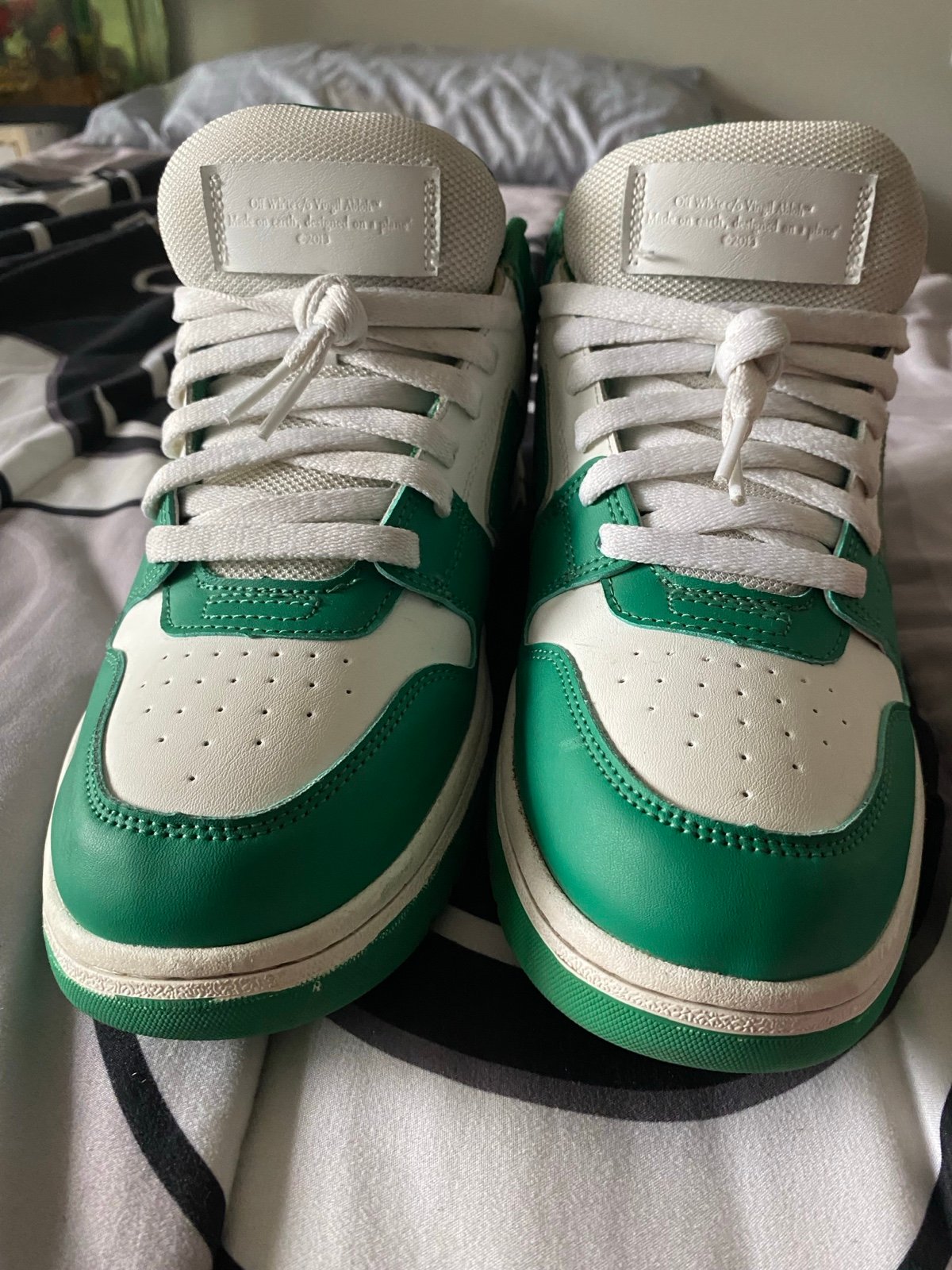 Off-white Out Of Office Low (no box)