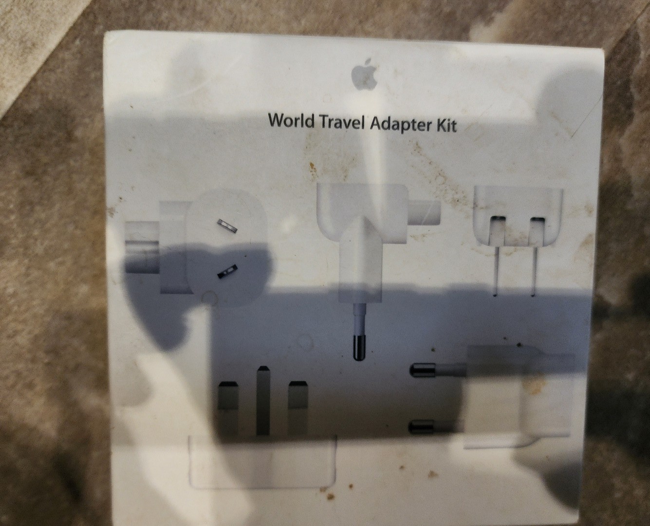 Apple travel plug adapters