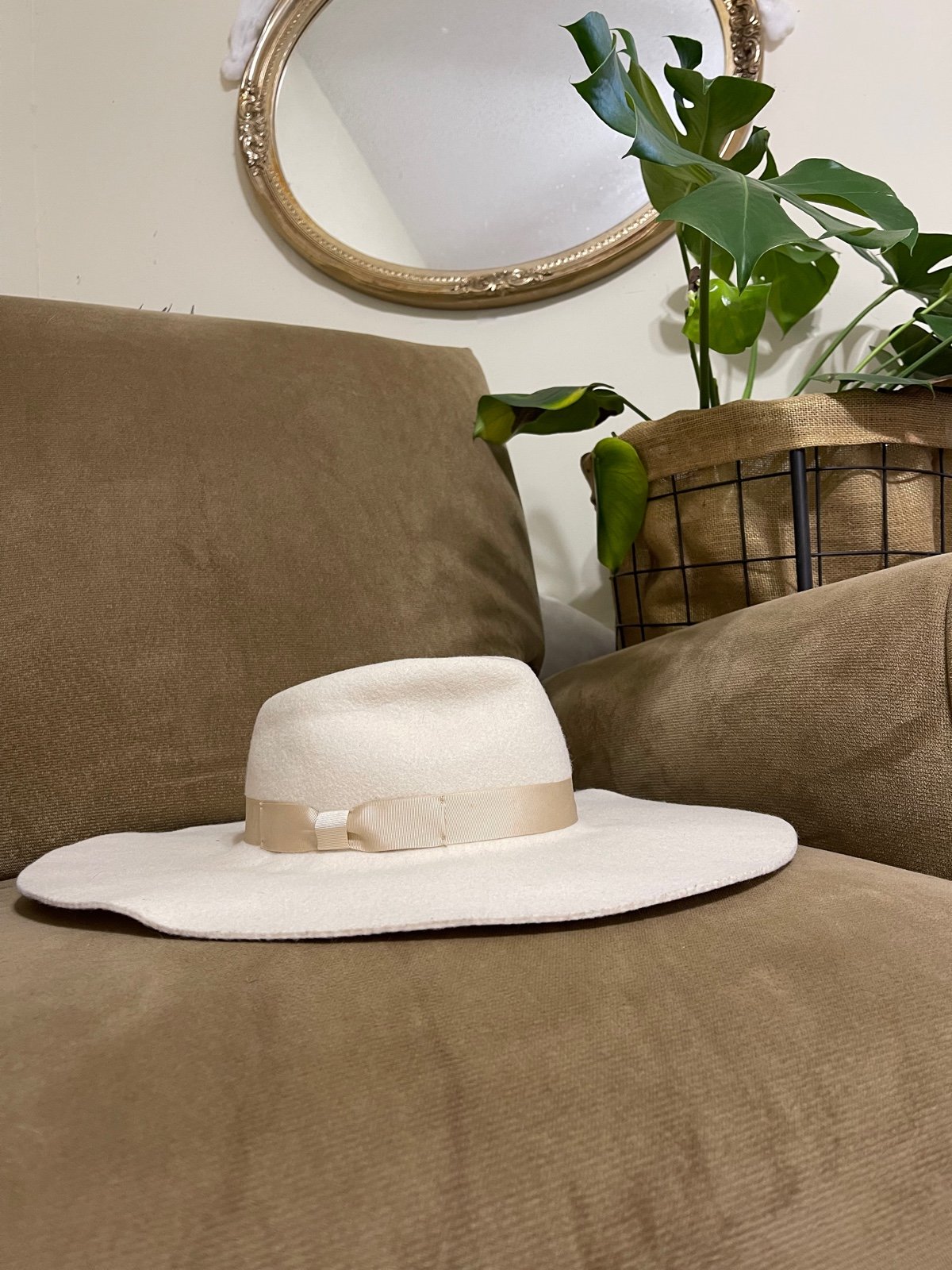 Lack of Color Ivory/Bone Wide Brim Felt Hat
