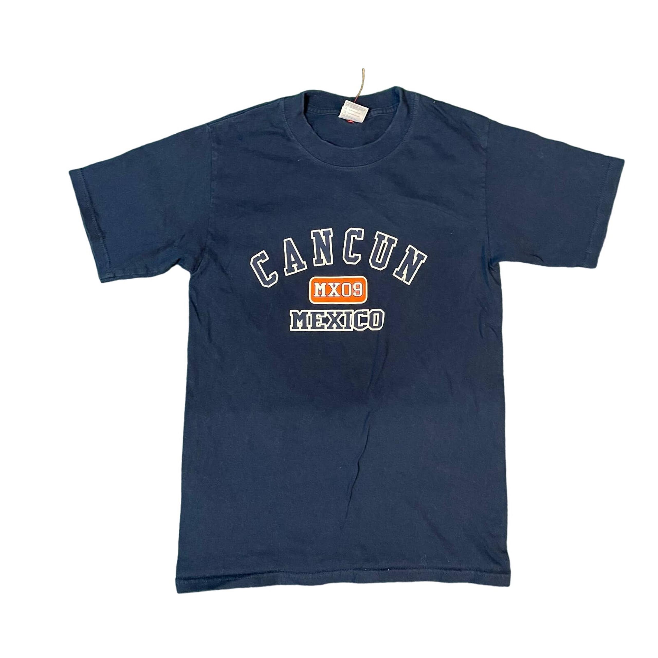 Cancun Travel Tee size small
