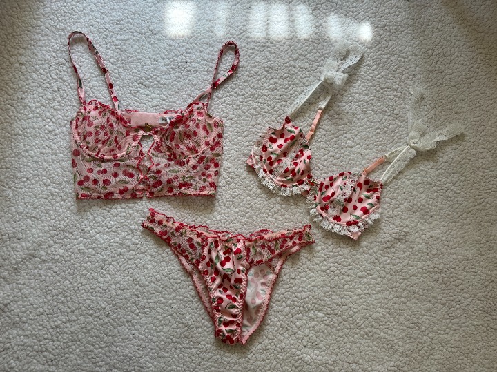 for love and lemons perrie full set