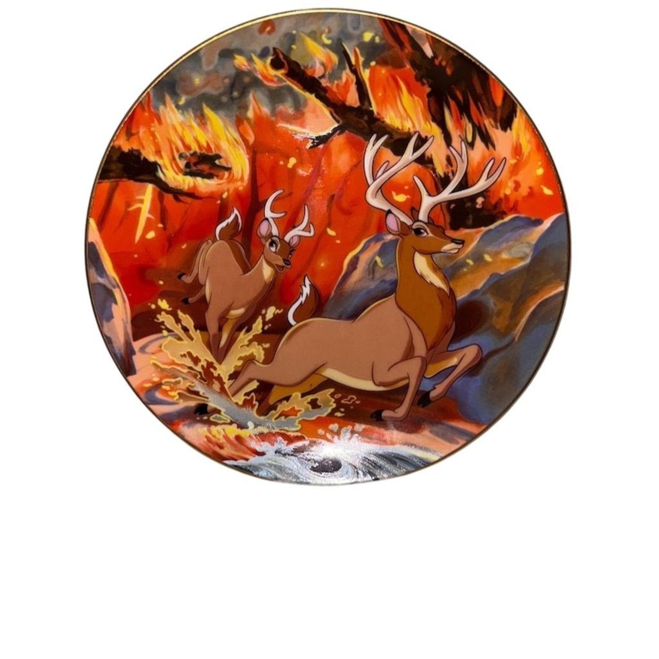 Disney Bambi "The Flight from the Fire" Collector Plate First Edition 1942 Japan