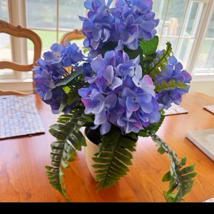 Designer Custom Floral Centerpiece Artificial Flowers NEW