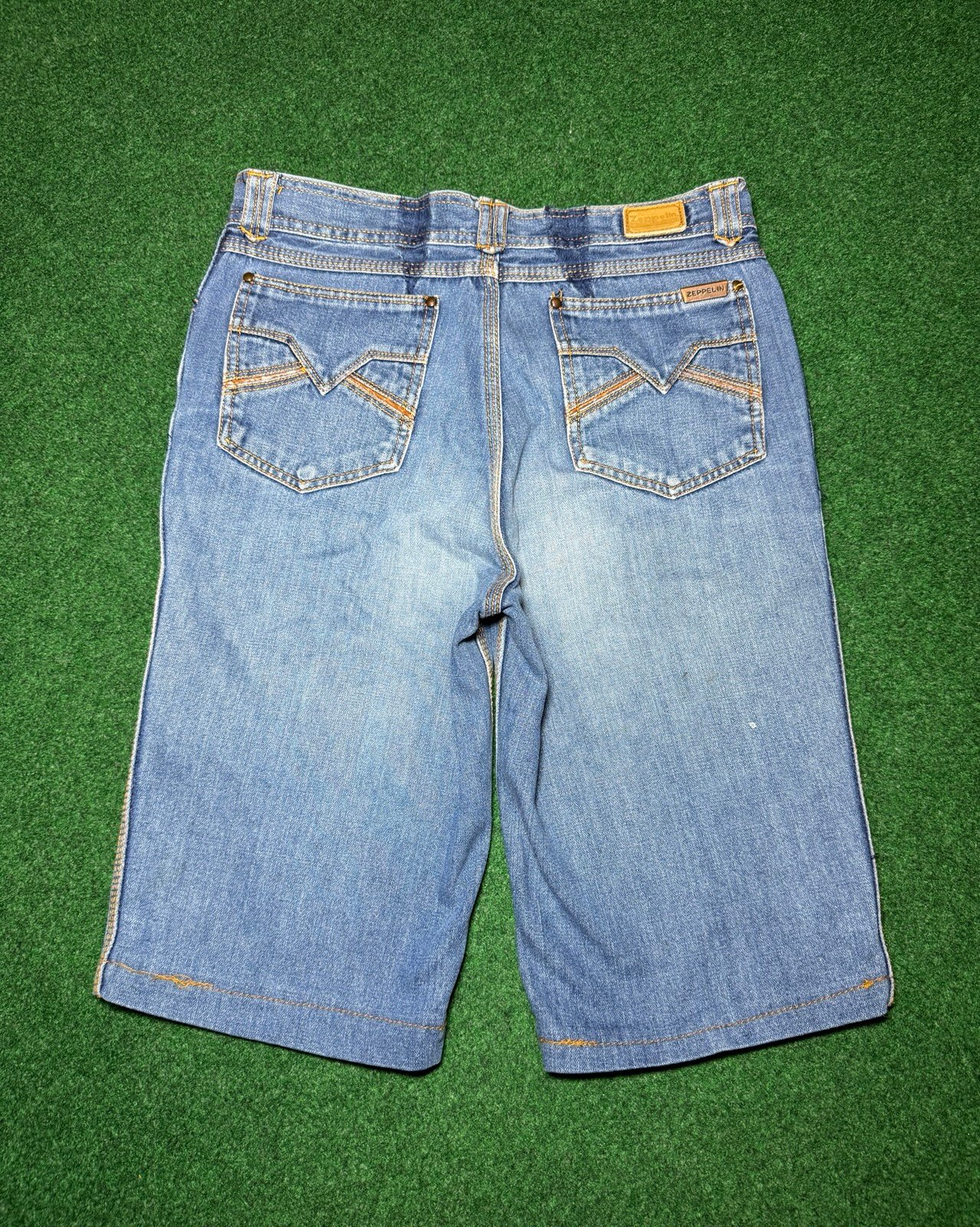 70s 80s Led Zeppelin denim Jean shorts jorts below the knee embroidered size 30