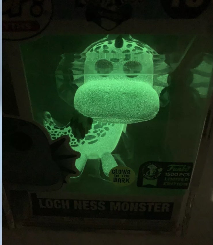 Funko Pop Loch Ness Monster #18 ECCC CON STICKER GITD AUTHENTIC Wt Popshield!
