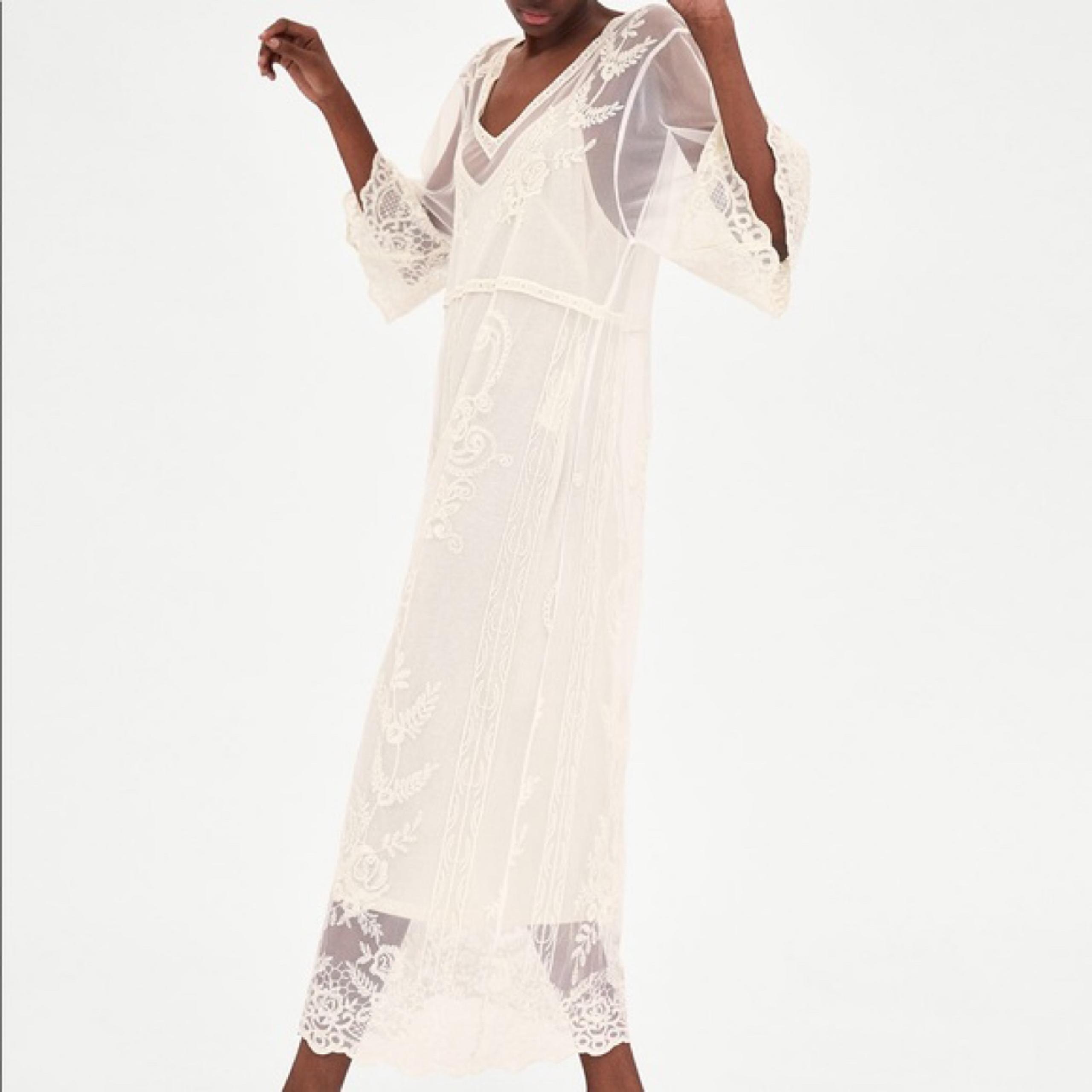 ZARA NEW WOMAN LONG LACE DRESS OFF-WHITE