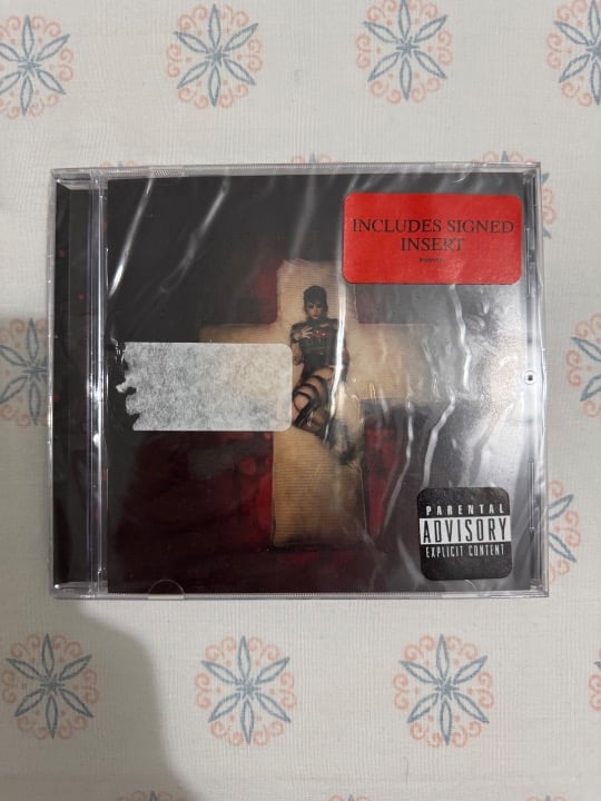 Demi Lovato - Holy Fvck