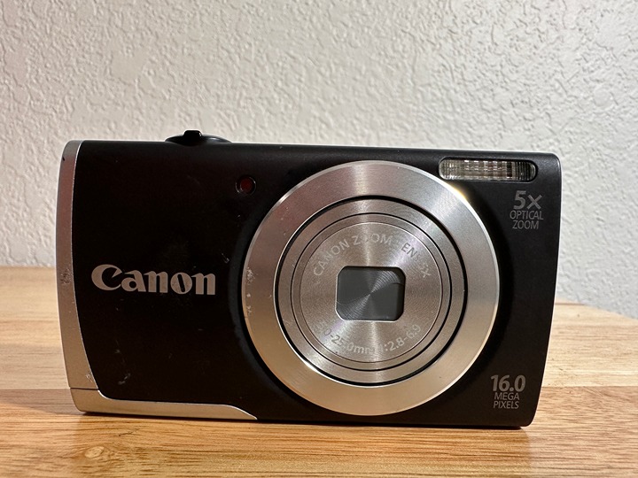 Canon PowerShot A2500 Compact Digital Camera 16 MP, 5x Optical Zoom, HD Video
