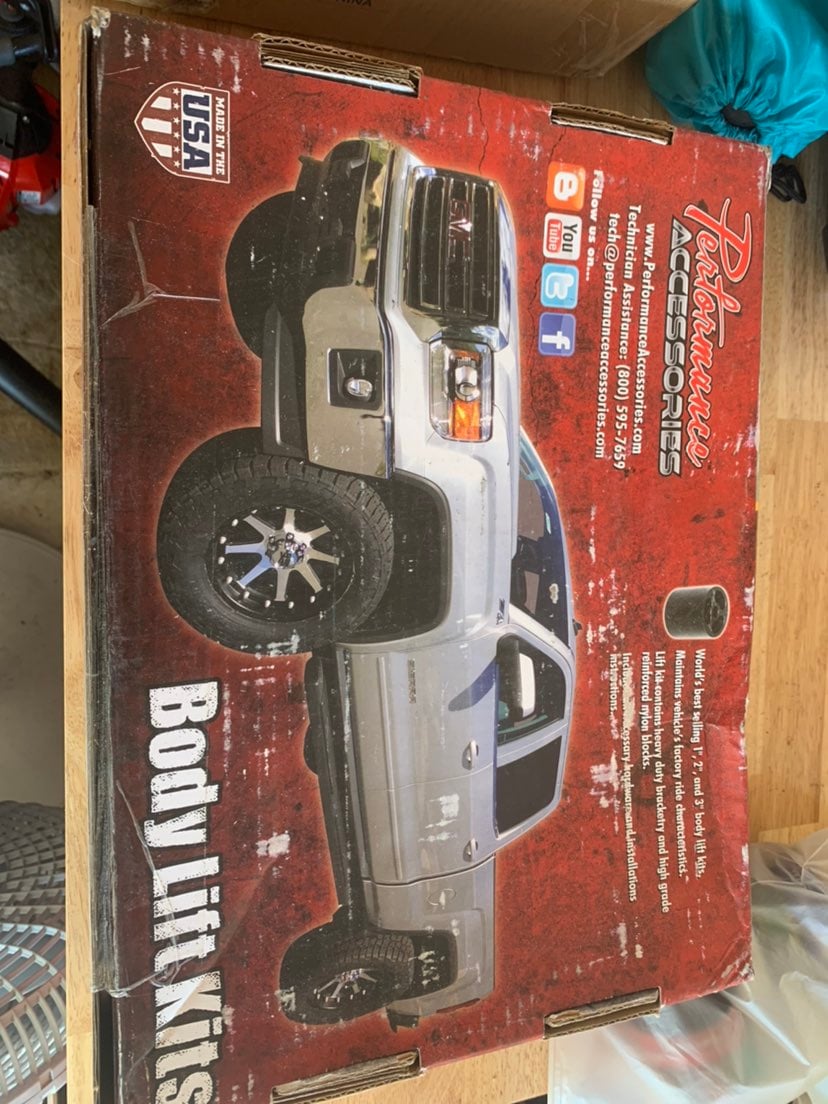 2 Body Lift Kit