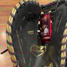 Rawlings R9 First Base Mitt