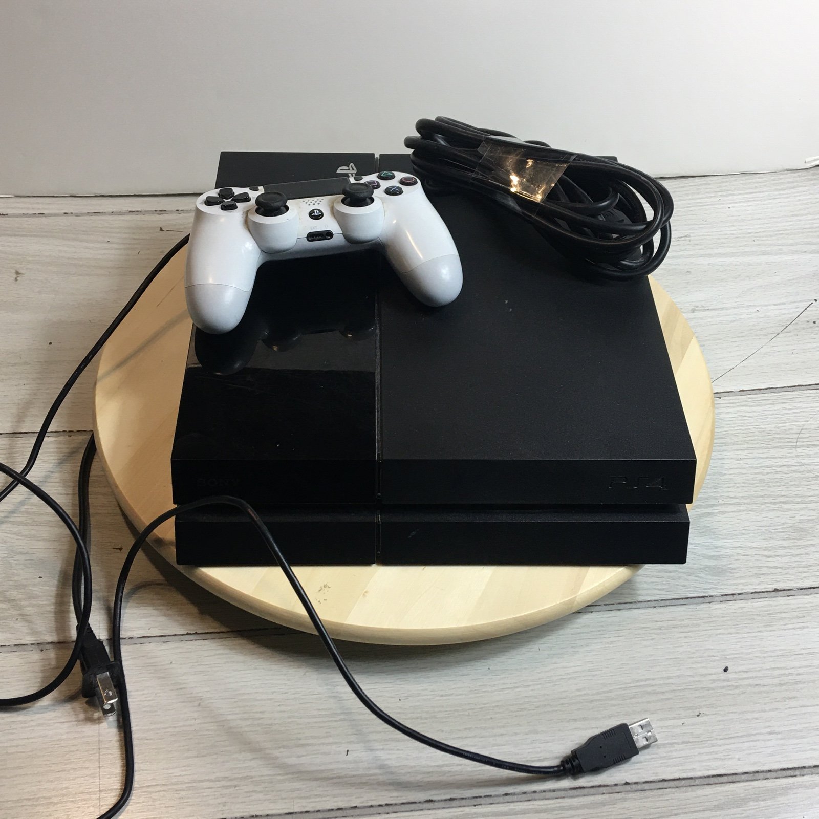Sony PlayStation 4 PS4 Console Model CUH-1115A Tested With Control