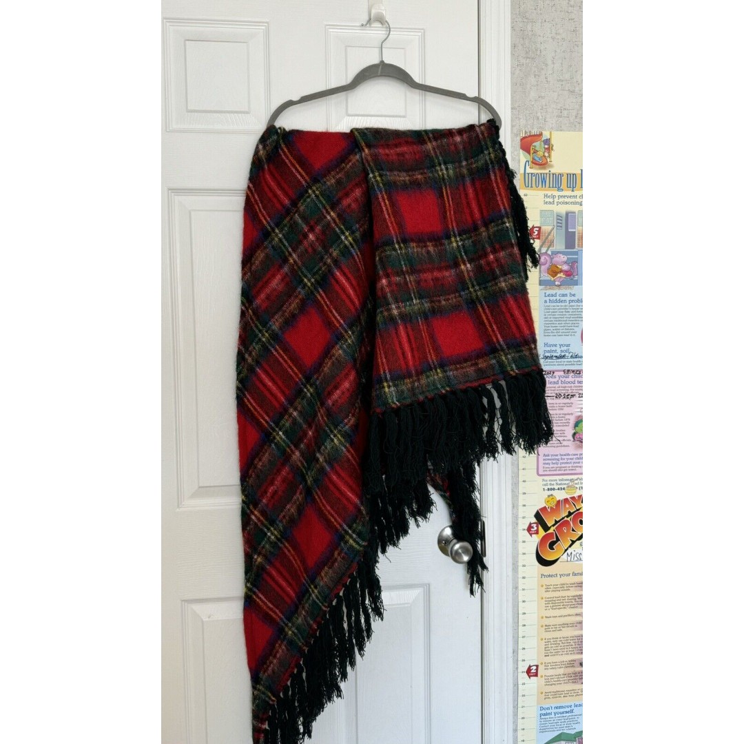 VTG Lochcarron Wool Made In Scotland Plaid Shawl Red Fringed