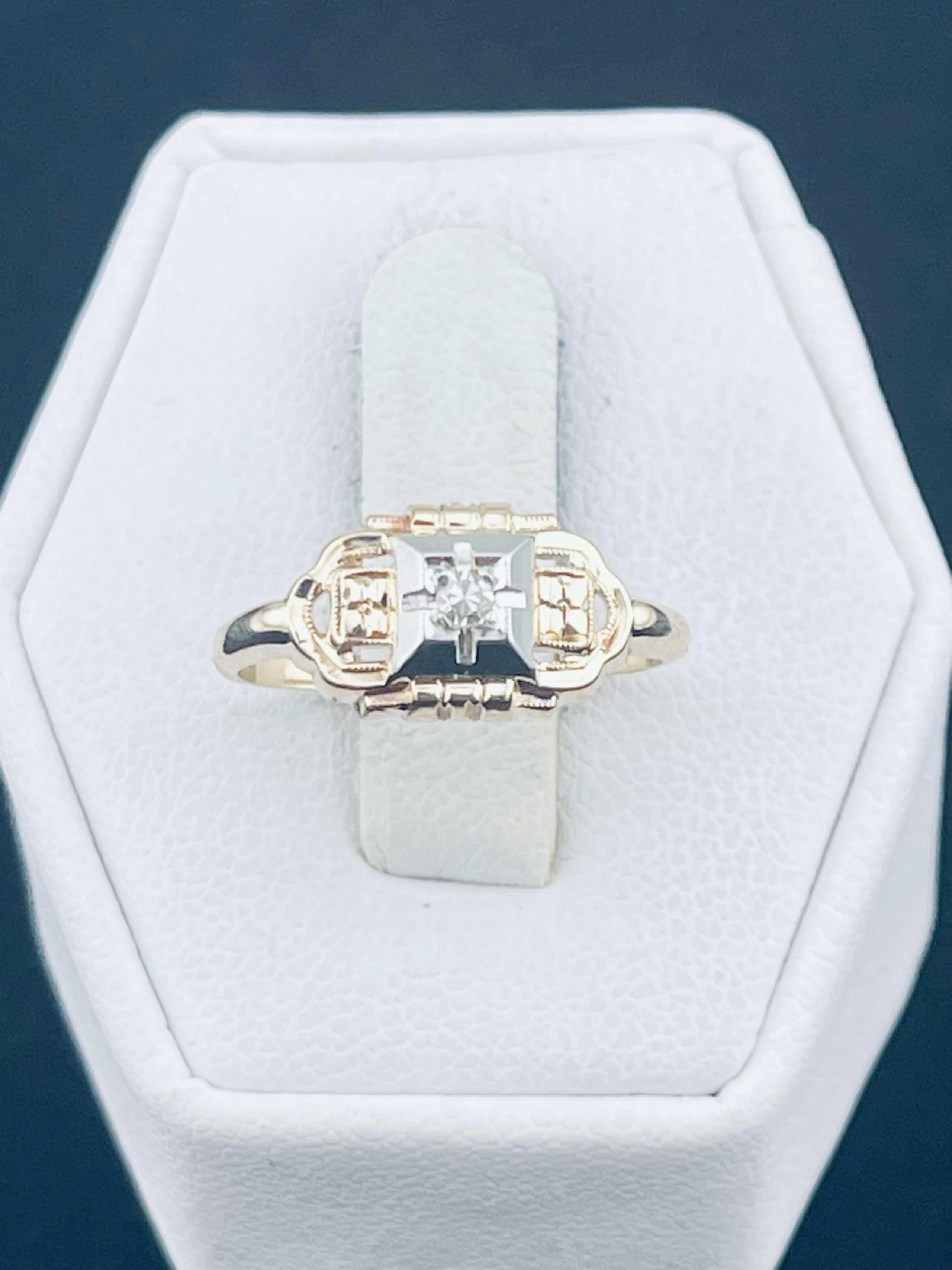 Antique Victorian 1/20 carat mine cut diamond ring 14 karat yellow gold