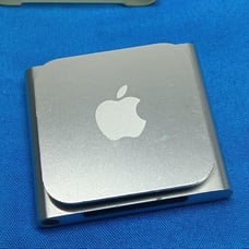 Working iPod nano 8GB, factory reset. 20 hours of continuous playback achieved.