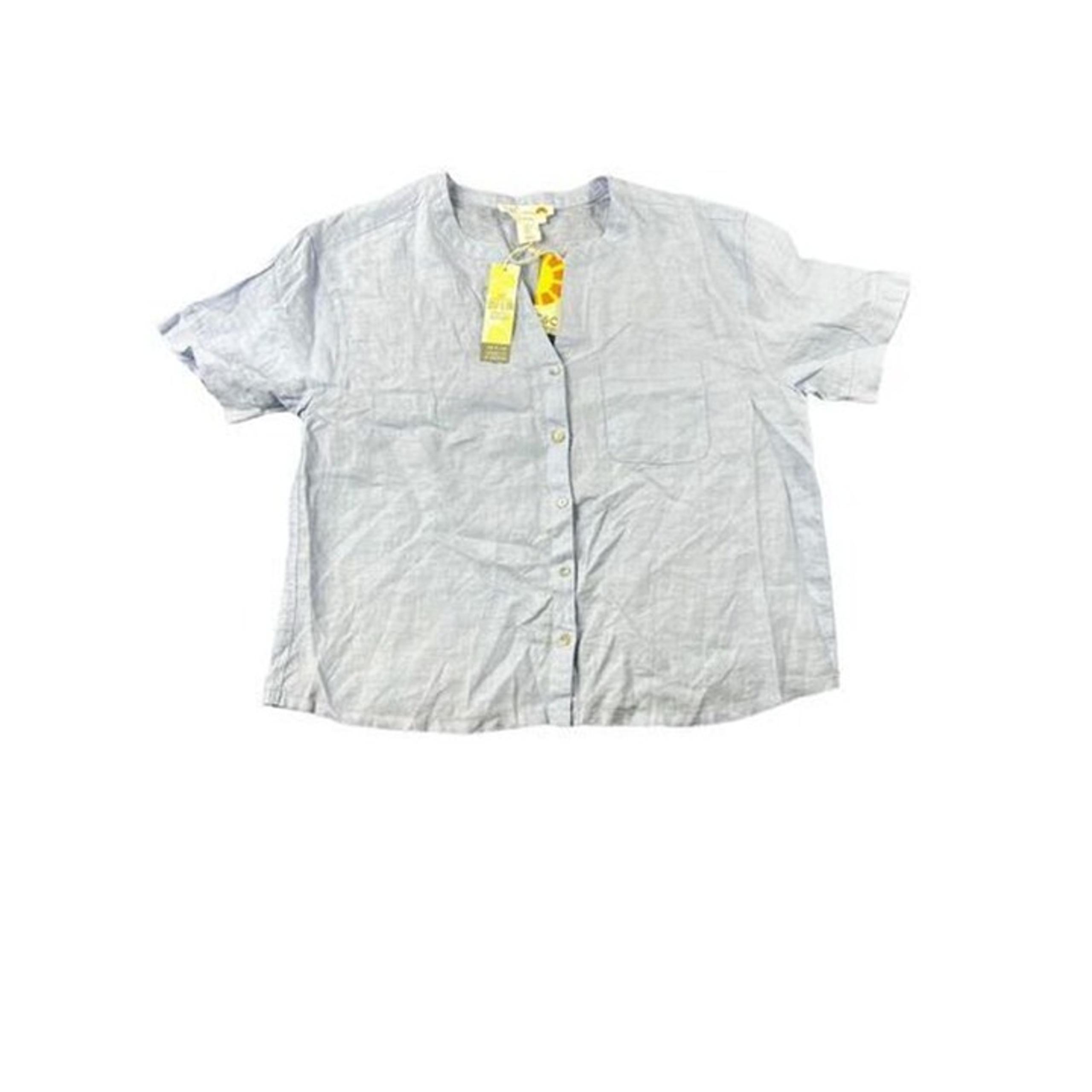 C & C California Women's Size Large Linen Short Sleeve Button Up Blouse Blue NWT