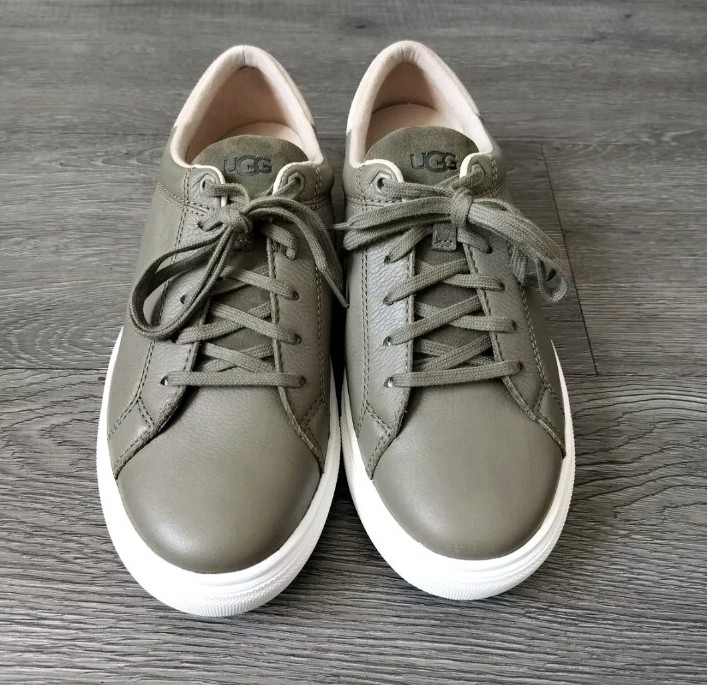 UGG Baysider Low Weather Moss Green Leather Sneaker Waterproof Men Size US 8