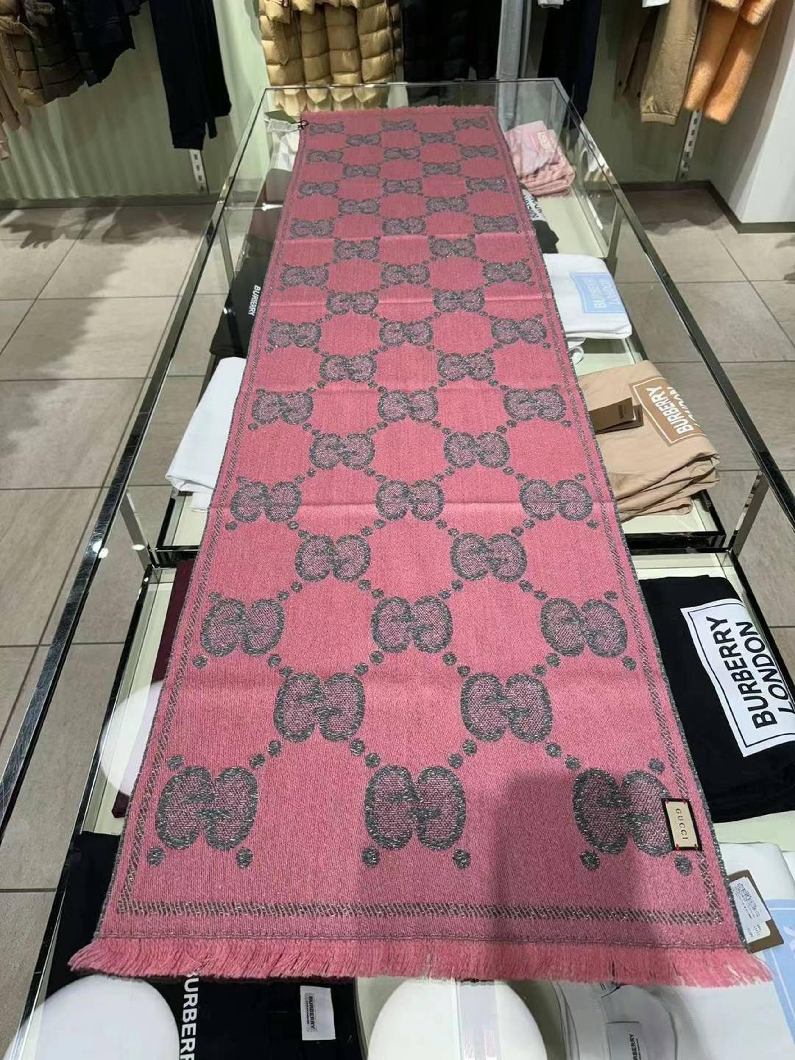 NEW gucci women's scarves shawls with box