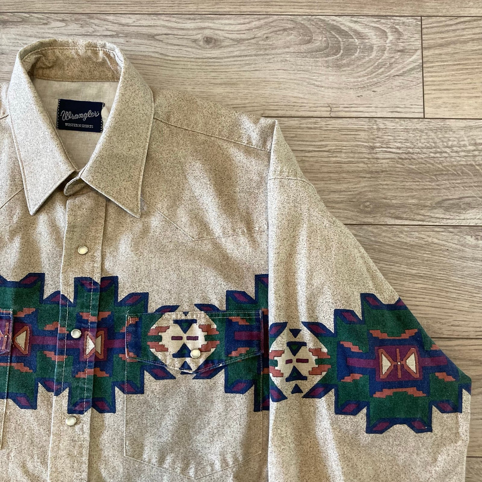 Wrangler western aztec pearl snap shirt