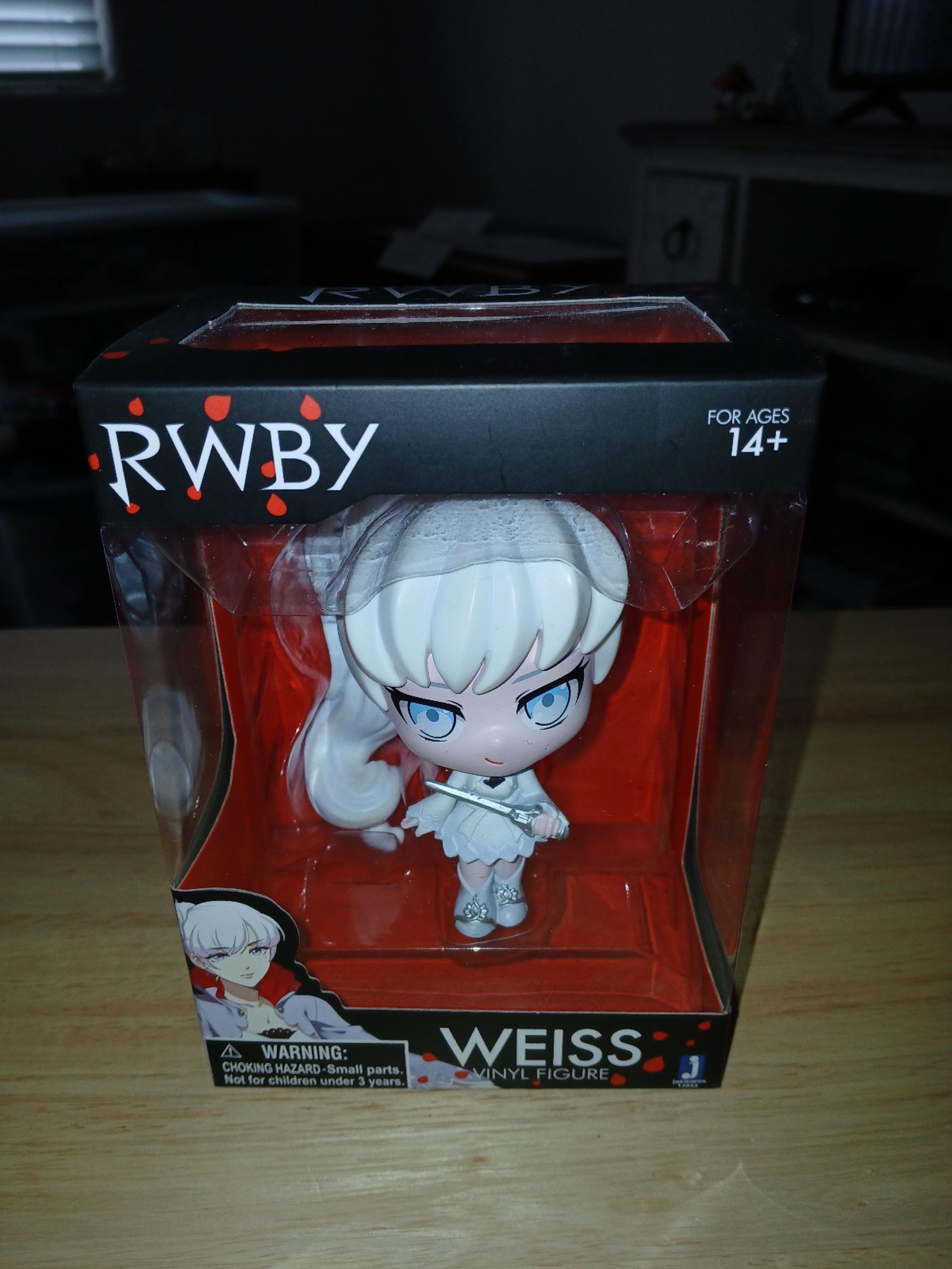 RWBY Weiss Schnee Anime Figurine
