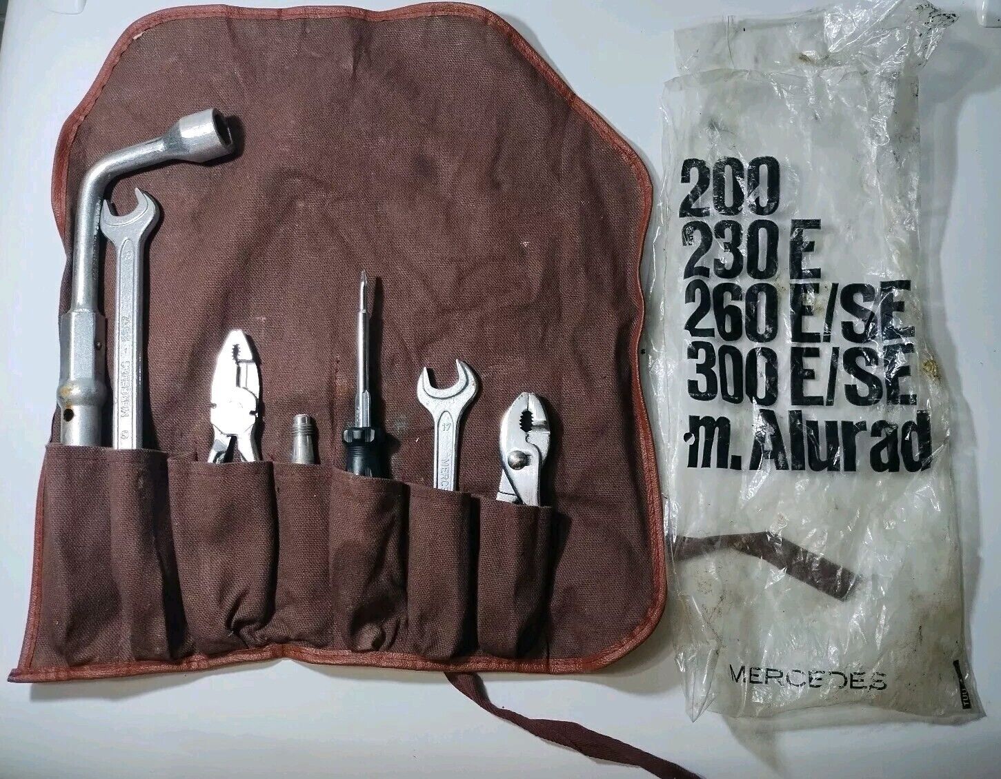 Vintage OEM Mercedes Benz Emergency Tool Roll Kit Lug Wrench 200 230e 260e 300e
