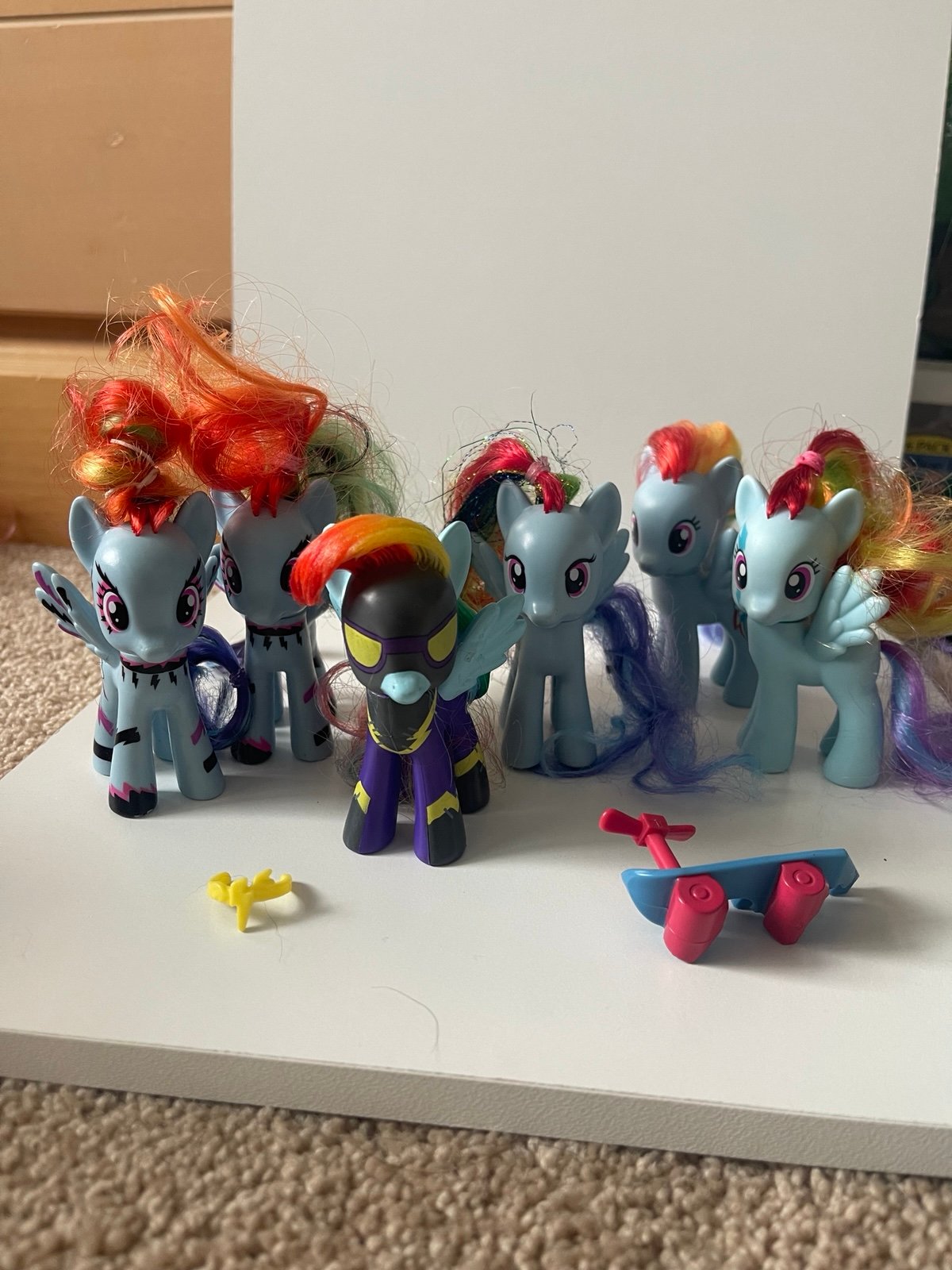 Rainbow Dash lot