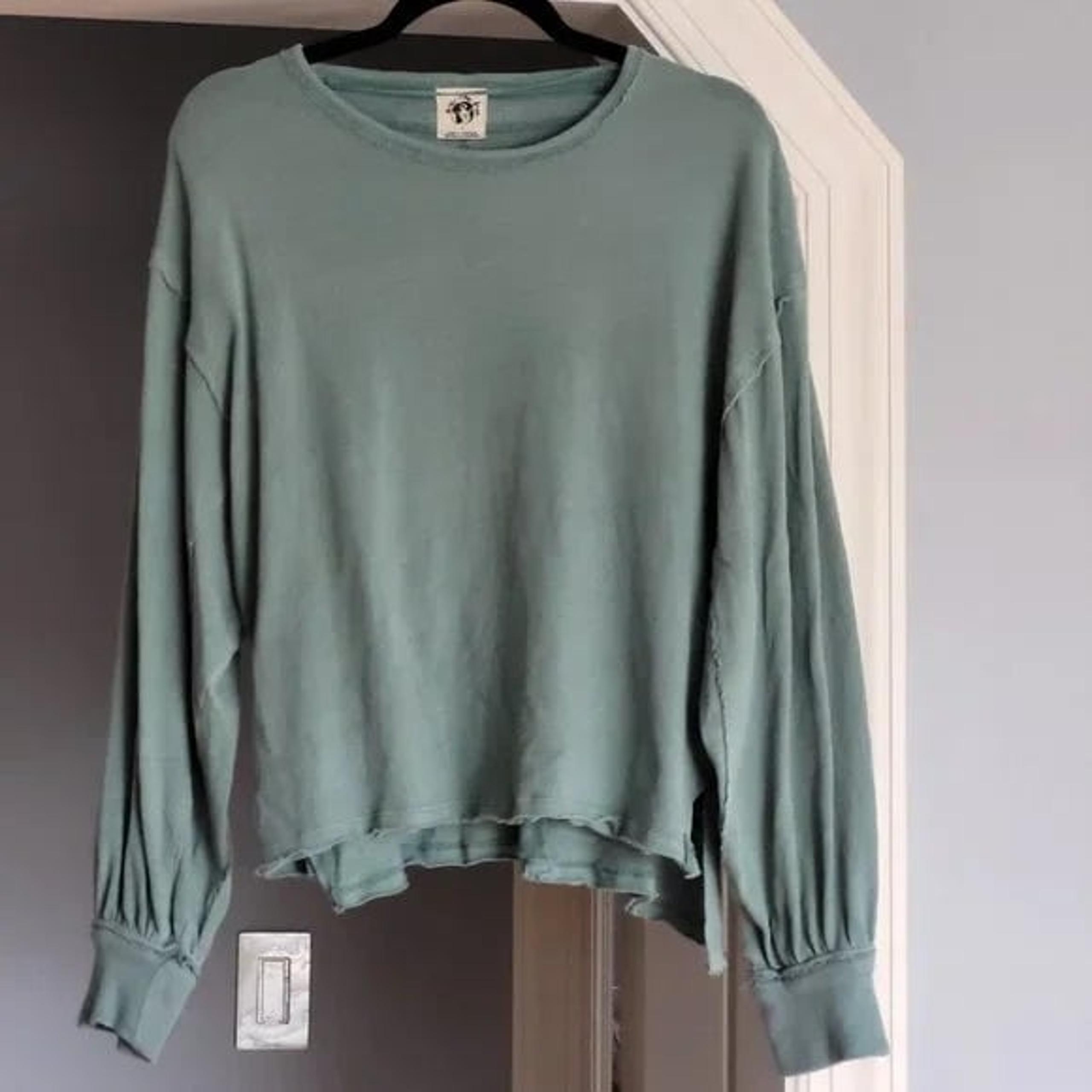 Free People  WE THE FREE JERSEY KNIT LADIES TOP SIZE S