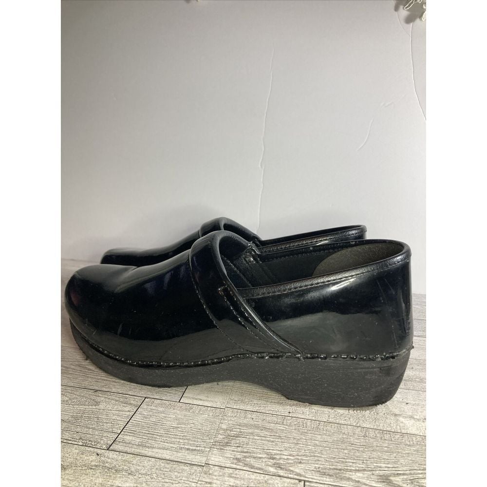 Dansko XP 2.0 Shoes Womens 41 Clogs Leather Comfort Black Slip On Low Round Toe