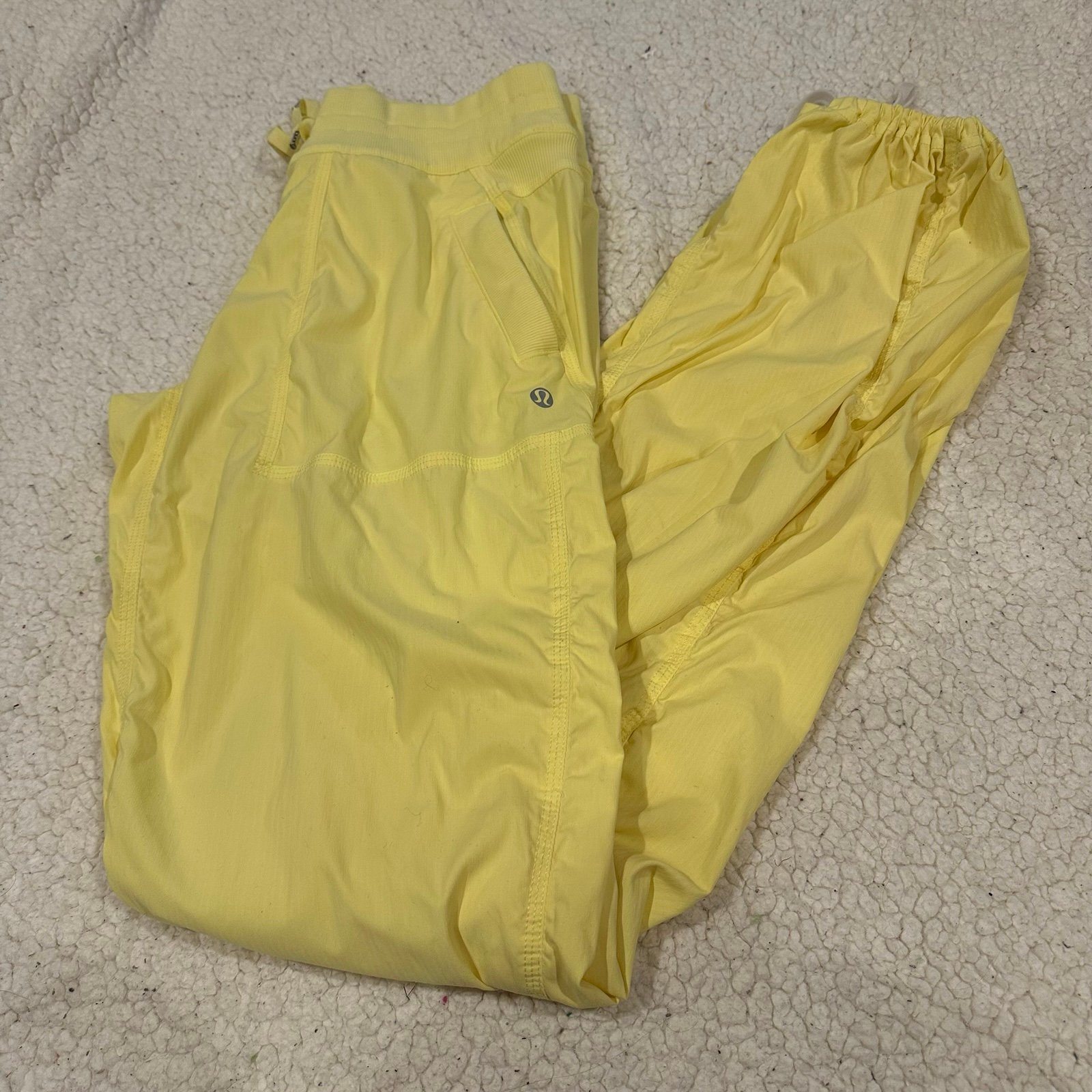 lululemon yellow studio pants size 6