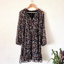 Torrid 2 Black Skull Roses