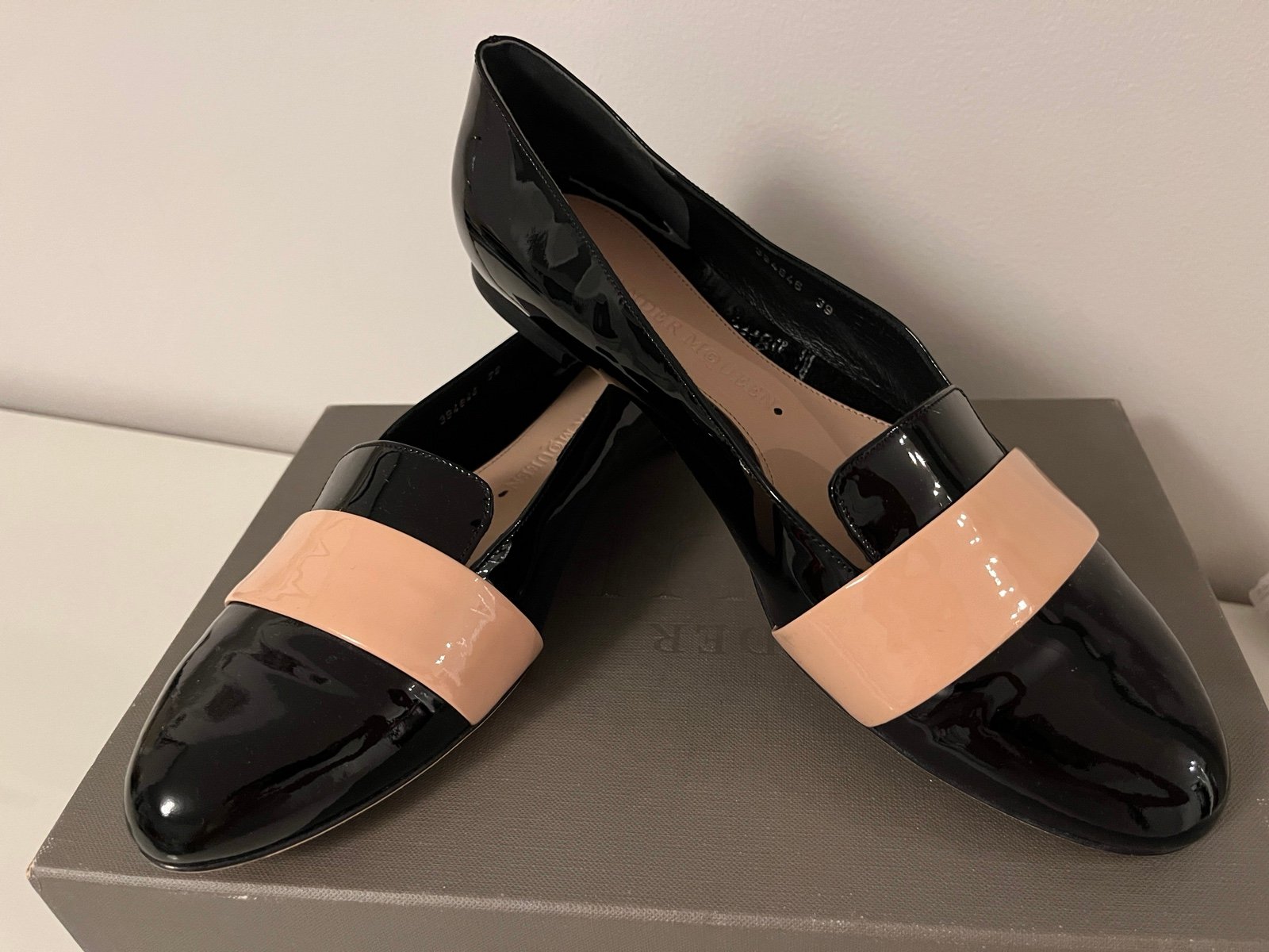 Alexander McQueen flats