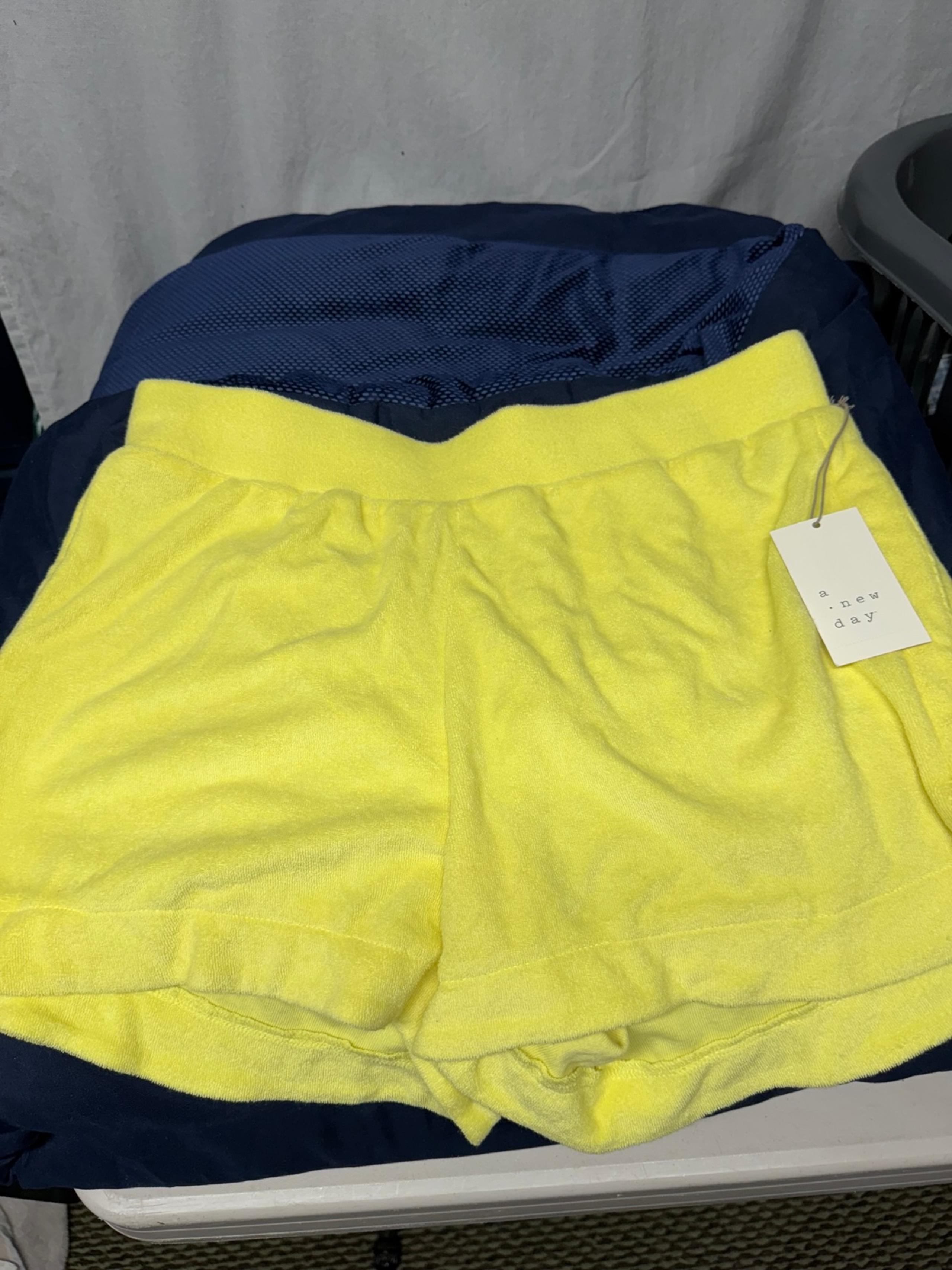 A new day yellow women’s terry shorts size large new