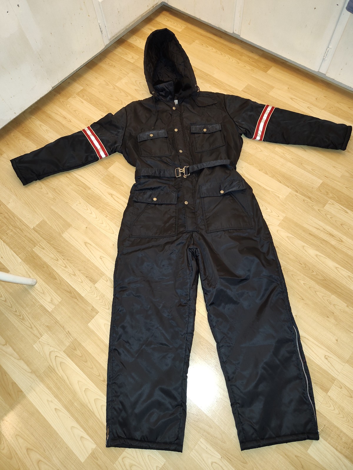 Snowmobile Suit - Fieldmaster Brand Insulated Winter Snowsuit. Mens Sz. XL.