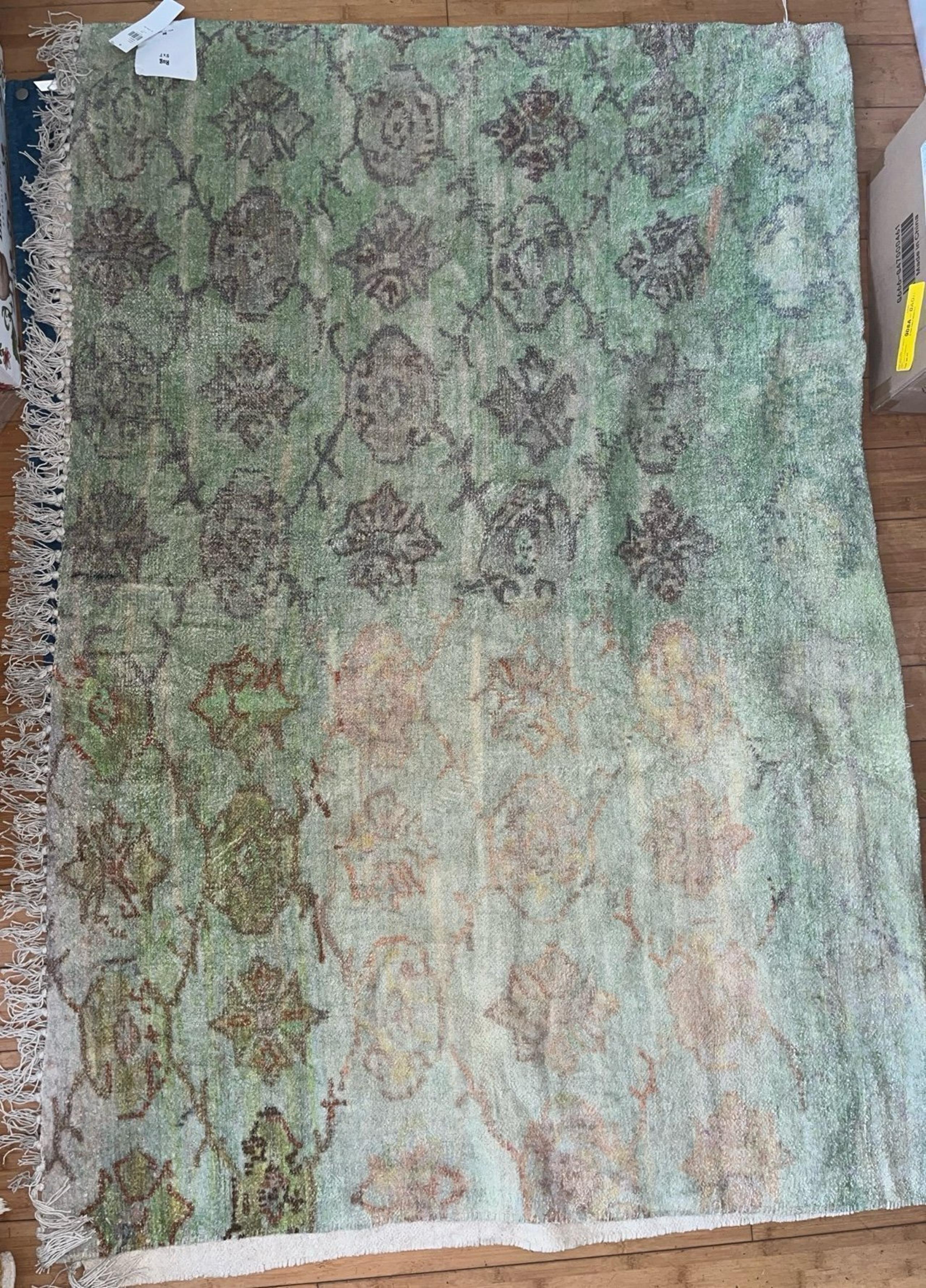 Urban Outfitters green & beige multi patterned 5’x7’ Rug NWT