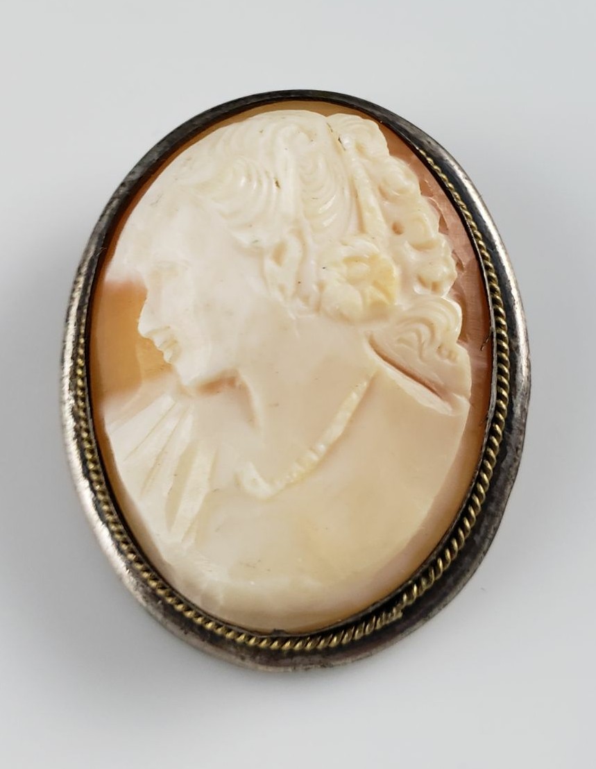 RARE! Genuine Shell Cameo in 800 Silver