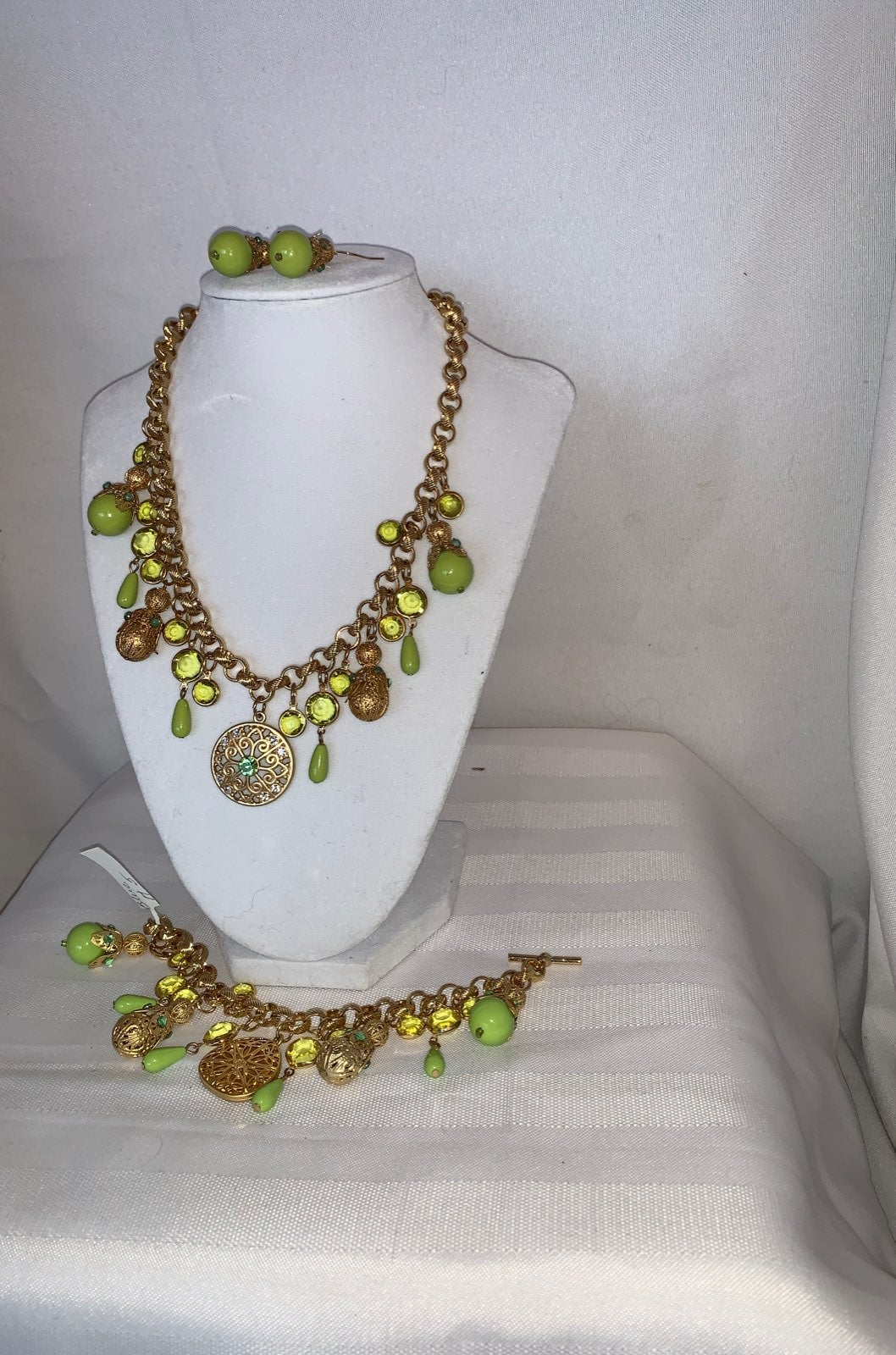 Rolo chain,Bracelet & Earring set .
