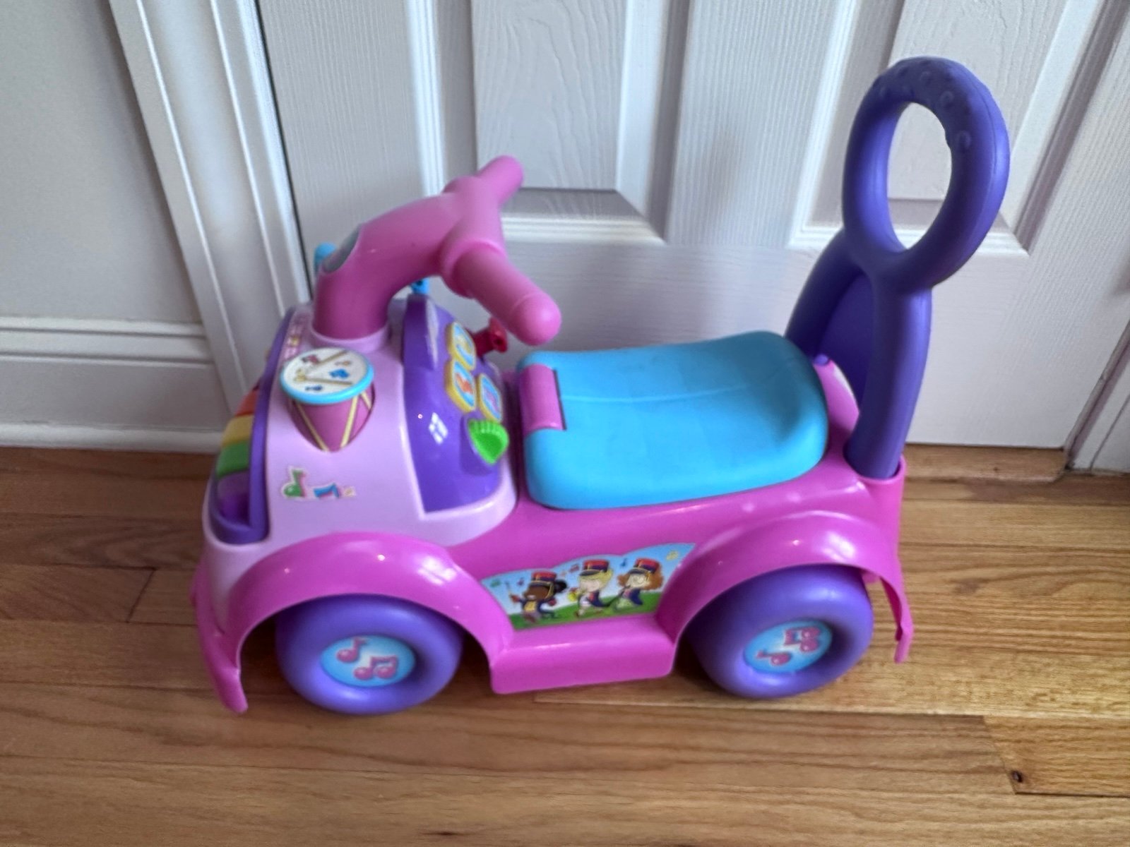 Fisher-Price Little People Music Parade -Ride On Car -Toy With Lights And Sounds