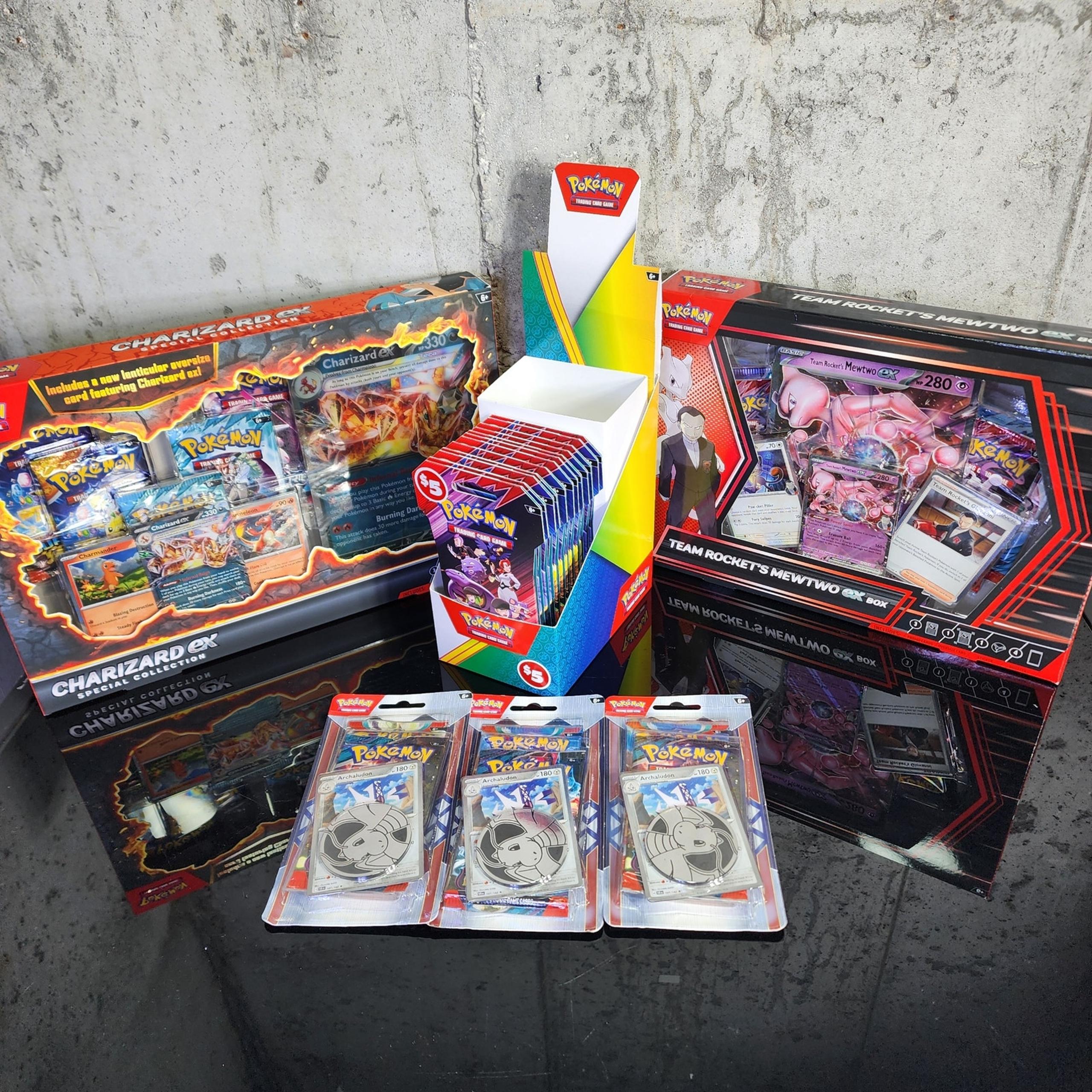 Large Lot Charizard ex Special Collection + Team Rocket's Mewtwo GX Box 12 packs