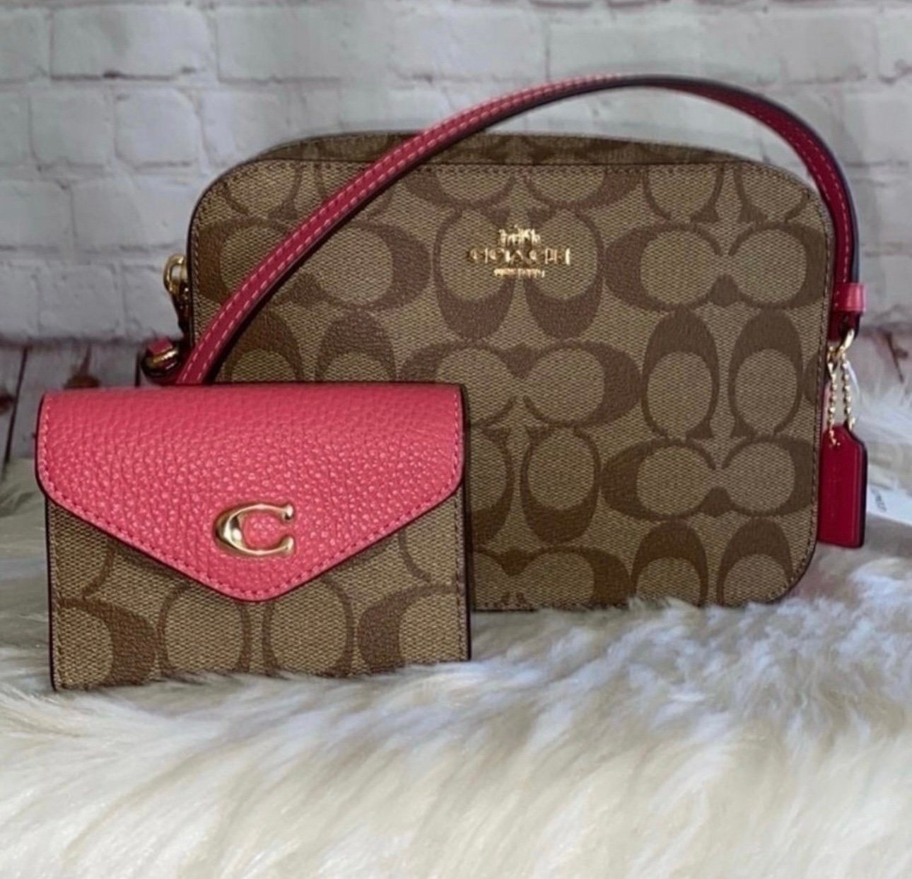 Coach Signature Print/Strawberry Haze Camera Bag/Card Case Wallet 2pc Set